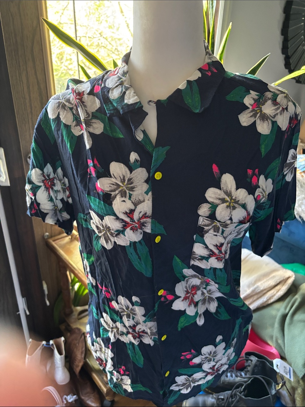 Marc by Marc Jacobs Navy Floral Short-Sleeve Button-Down Shirt with White Blooms
